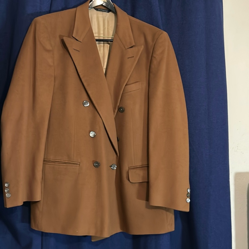 Vintage Burberry 100% cashmere blazer. Excellent condition